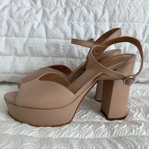 Marc Fisher Dercy Nude Chunky Block Platform Heels Peep Toe Sandals Sz 7.5